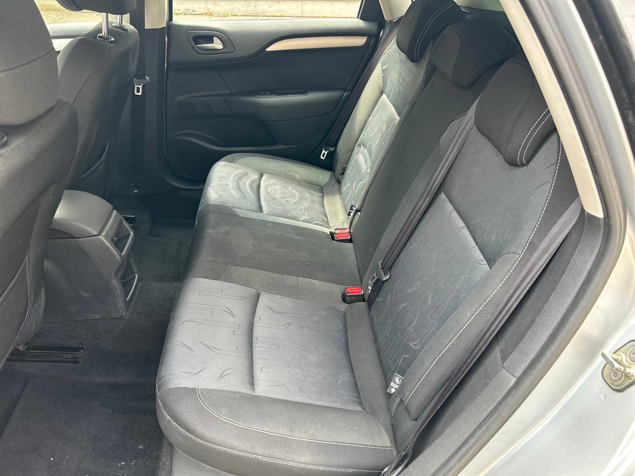 CITROËN C4 II 1.6 HDi 92 — Distribution + Embrayage NEUFS — TTE Auto — photo 4 sur 6