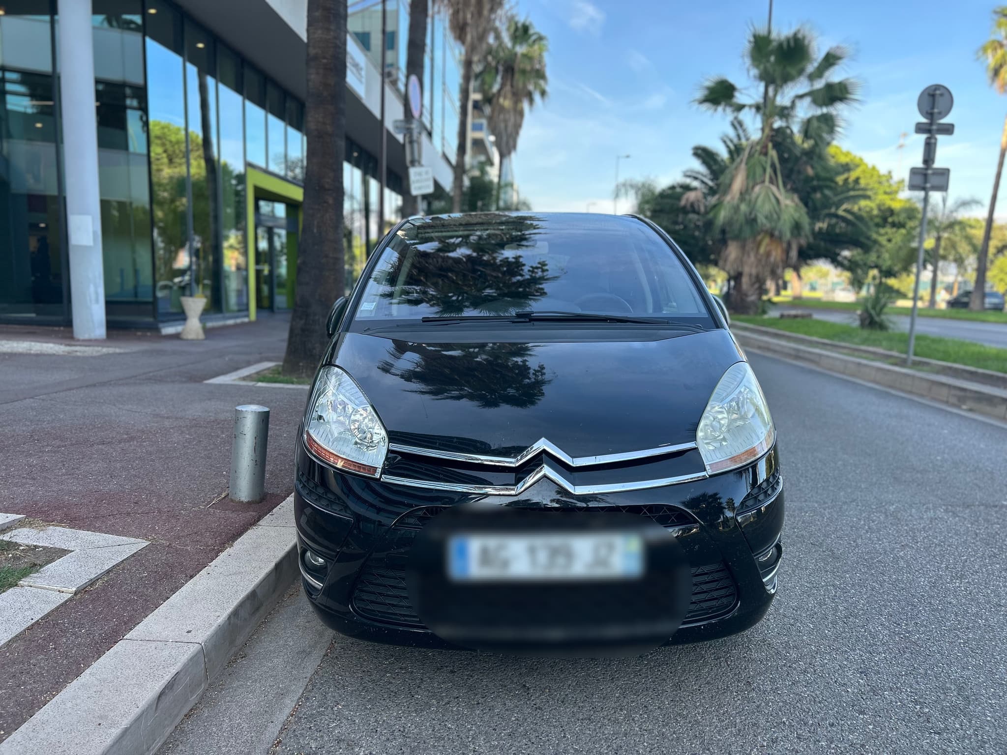 Citroen C4 Picasso 1.6 HDI 110 FAP — TTE Auto — photo 2 sur 5